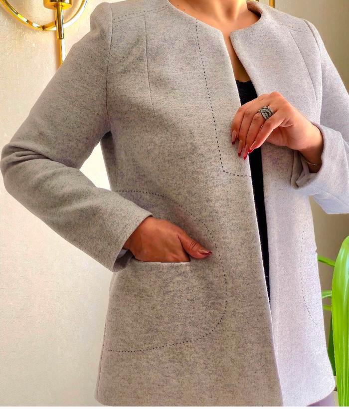 دارای دو جیب جذاب